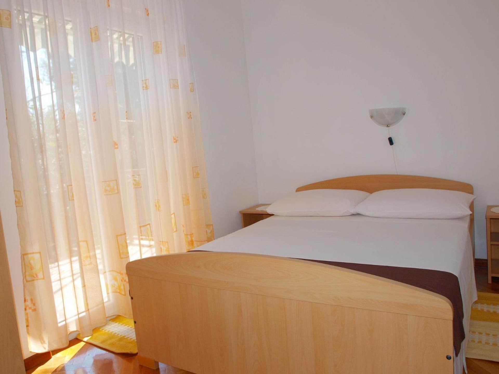 Apartments Mirja - 100M From The Beach & Parking โตรกีร์ ภายนอก รูปภาพ