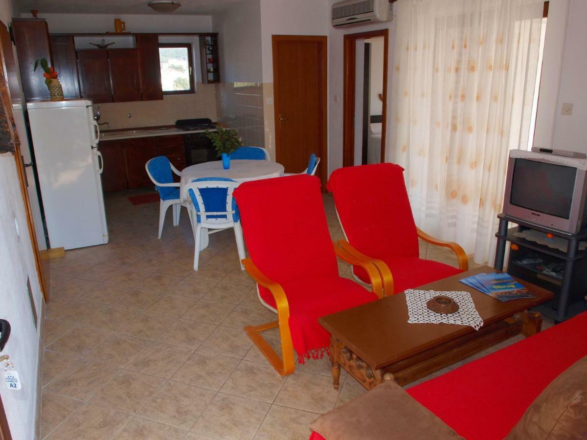 Apartments Mirja - 100M From The Beach & Parking โตรกีร์ ภายนอก รูปภาพ
